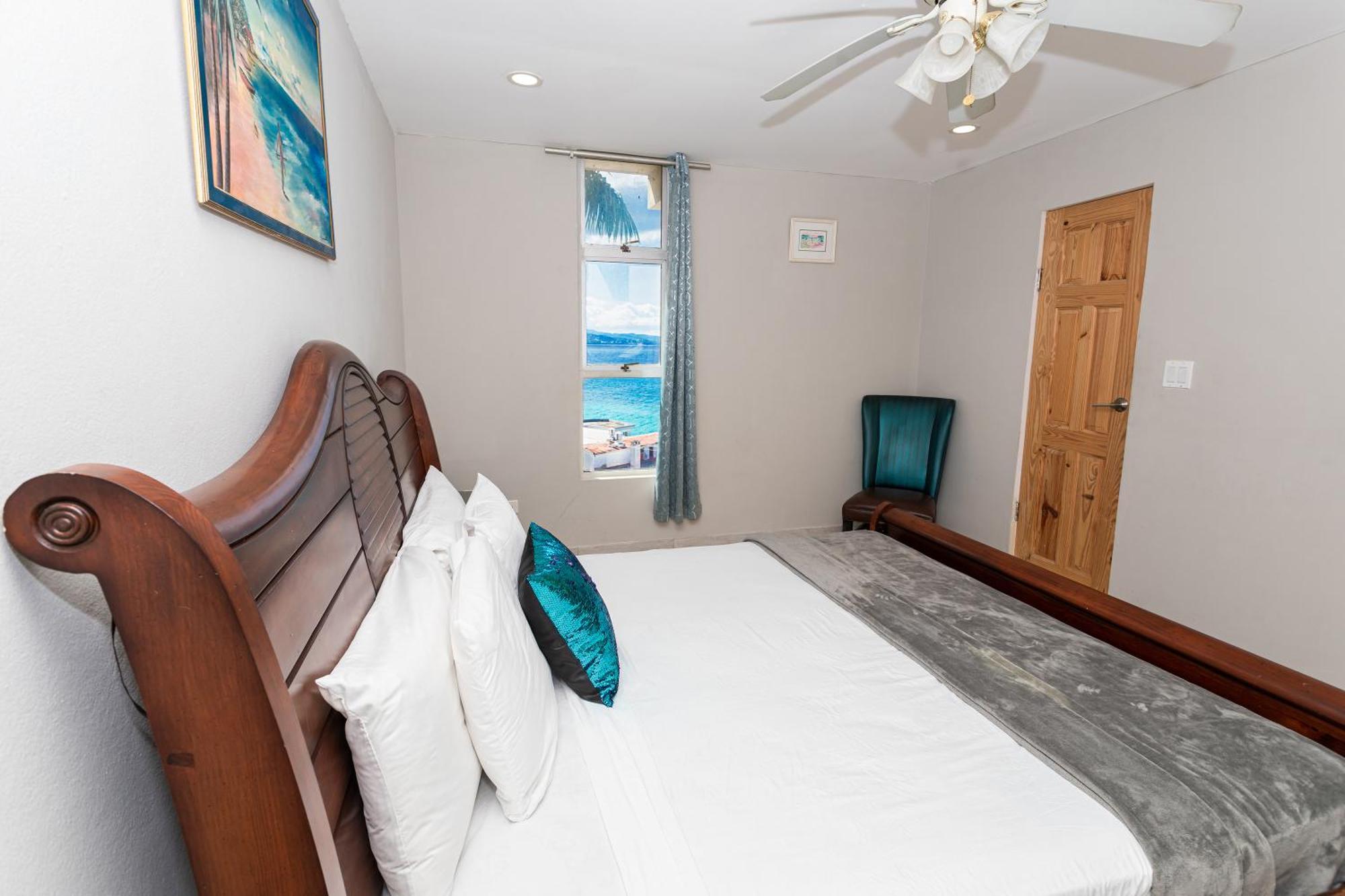 Montego Bay Club Apartments ภายนอก รูปภาพ