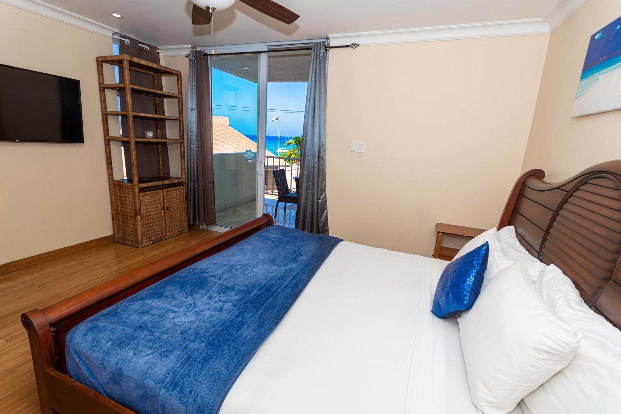 Montego Bay Club Apartments ภายนอก รูปภาพ