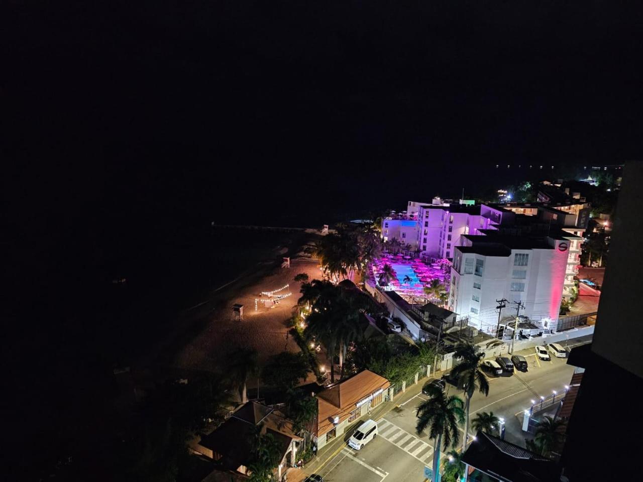 Montego Bay Club Apartments ภายนอก รูปภาพ