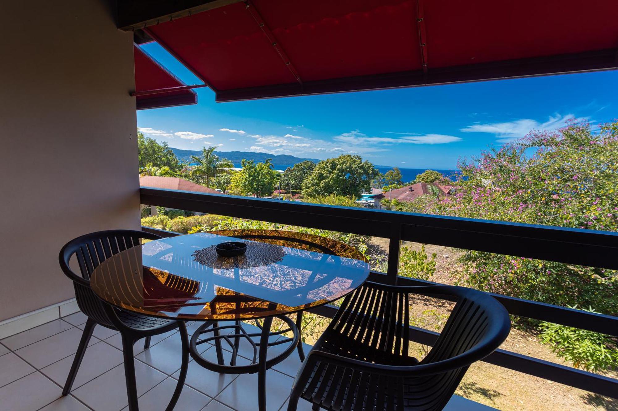 Montego Bay Club Apartments ภายนอก รูปภาพ